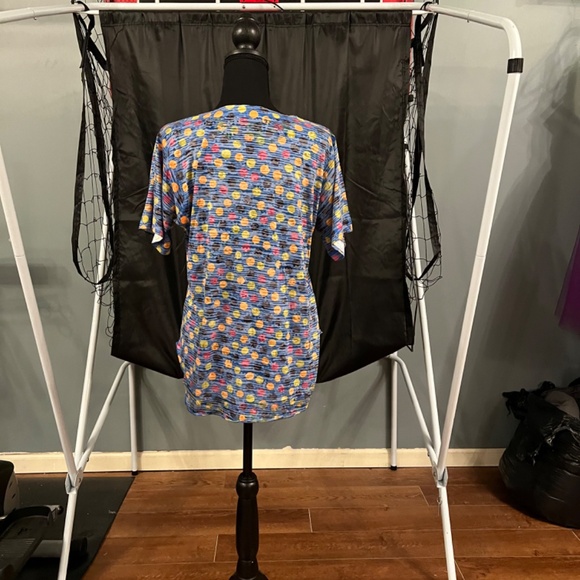 Polka dot t-shirt size large - Picture 2 of 5